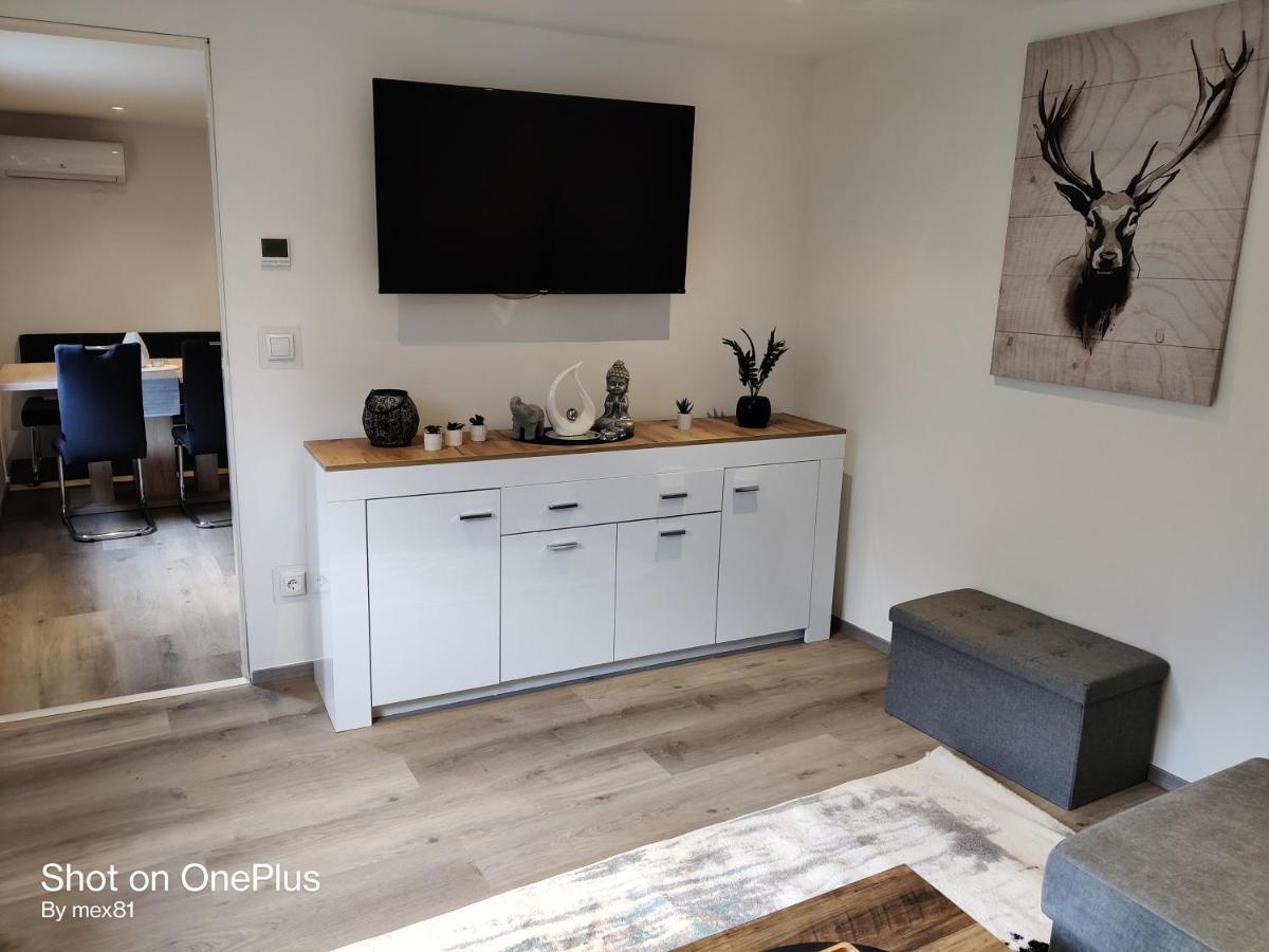 Ferienwohnung Grete, An Der Weinstrasse Ehrenhausen Exterior foto